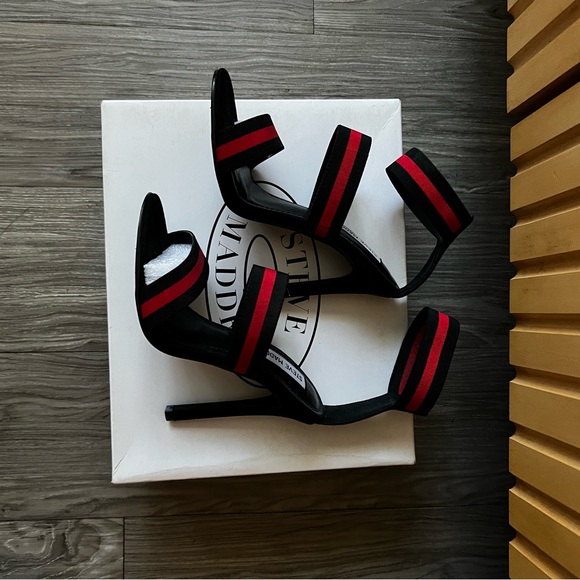 Steve Madden Black & Red Strappy Heels - Picture 4 of 5